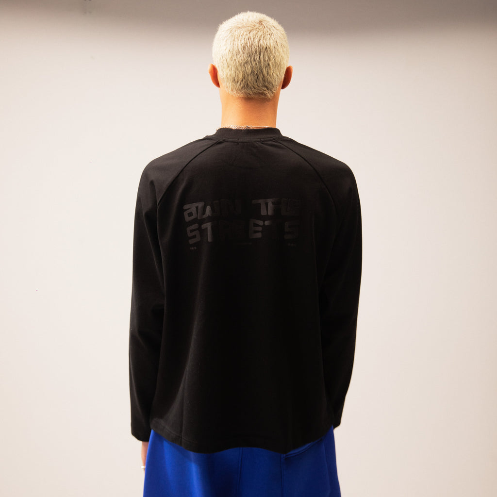 UA Black Long Sleeve Tshirt